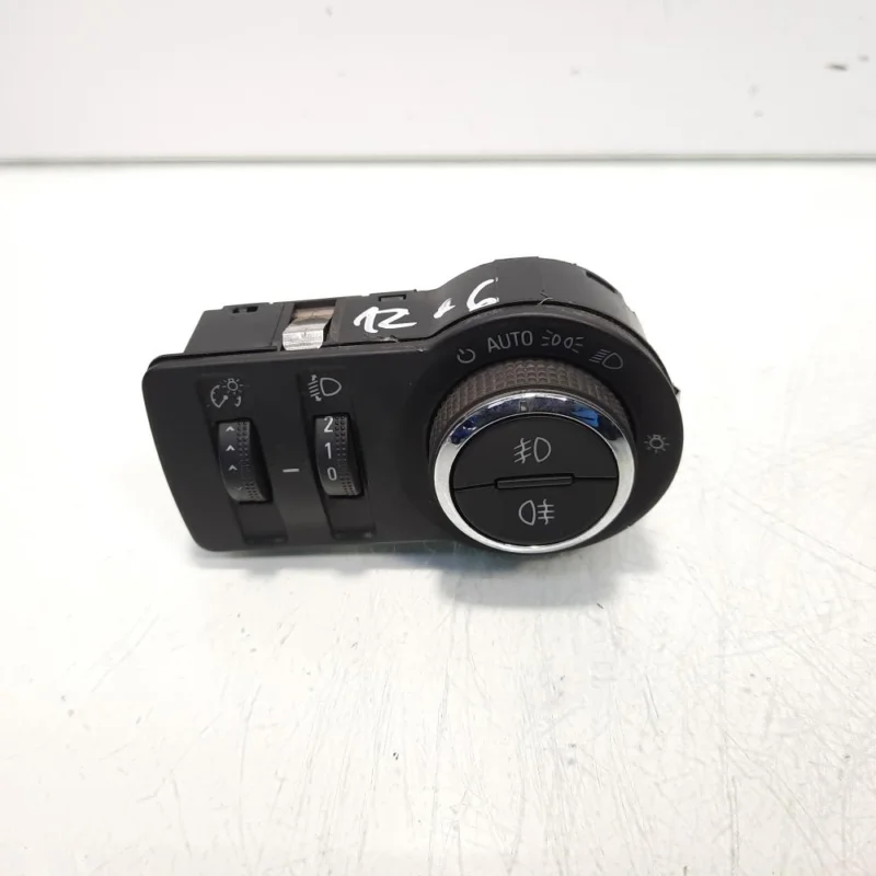 Bloc lumini cu proiectoare si functii auto cod 13268694, Opel Insignia A Sedan (idi:561886) Preț mic