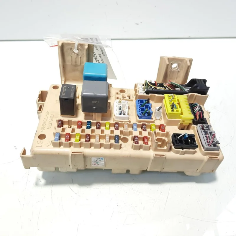 Tablou sigurante, cod 82641-05030-A, Toyota Avensis II (T25), 2.0 diesel, 1AD-FTV (idi:559482) Calitate înaltă