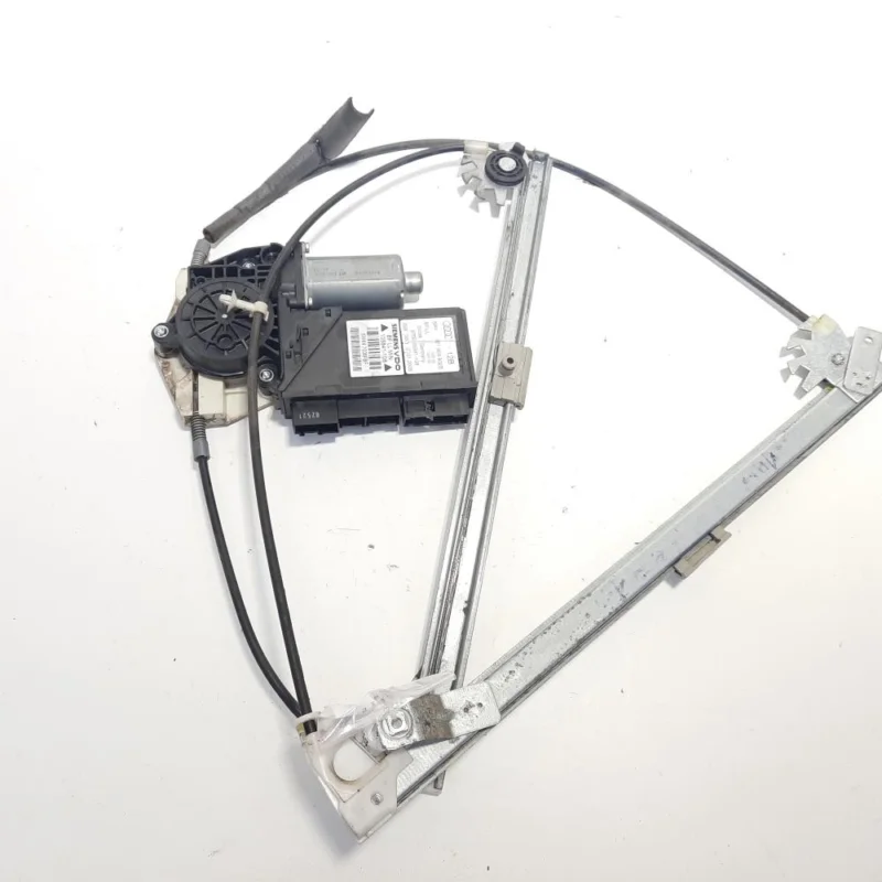 Cumpără online Macara cu motoras usa dreapta fata, Audi A4 (8EC, B7) (id:561950)