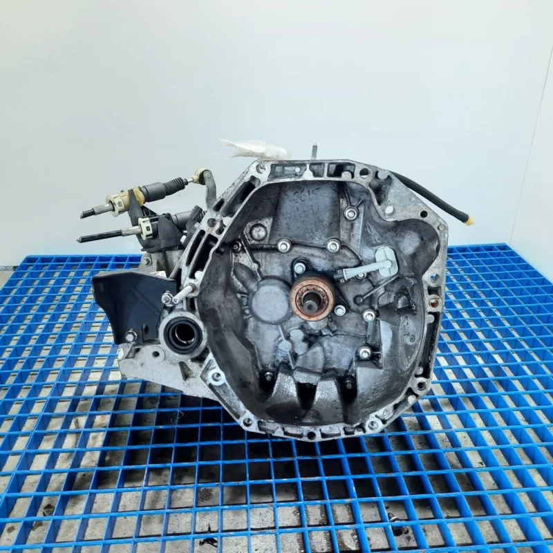 Cutie viteza manuala, Renault Megane 3 CC, 1.5 DCI, 5 vit man (pr:110747) Doar azi