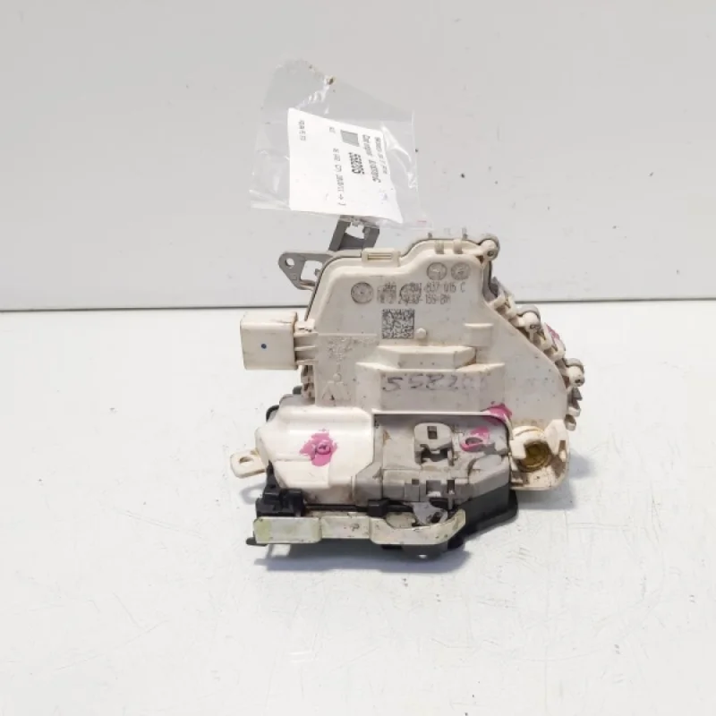 Bestseller Broasca usa stanga fata, cod 8J1837015C, Audi A6 (4G2, C7) (id:558205)