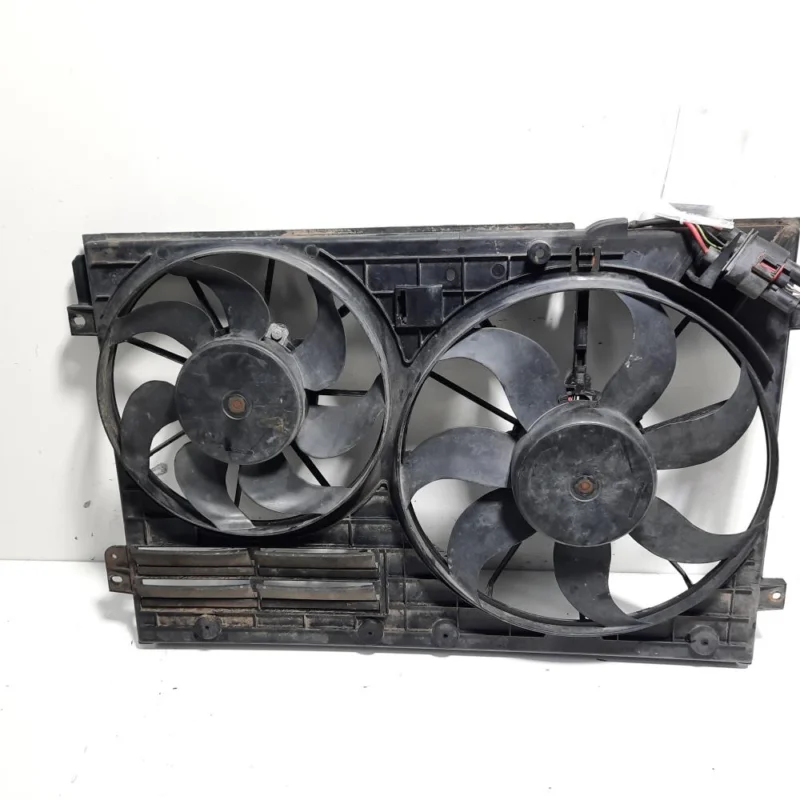 Discount Grup electroventilatoare, cod 1K0121207BC, Vw Passat (362) 1.6 TDI, CAY (id:558076)