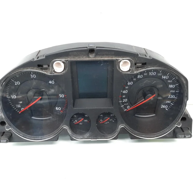 Reducere extra Ceas bord, Vw Passat (3C2) cutie automata (idi:539325)