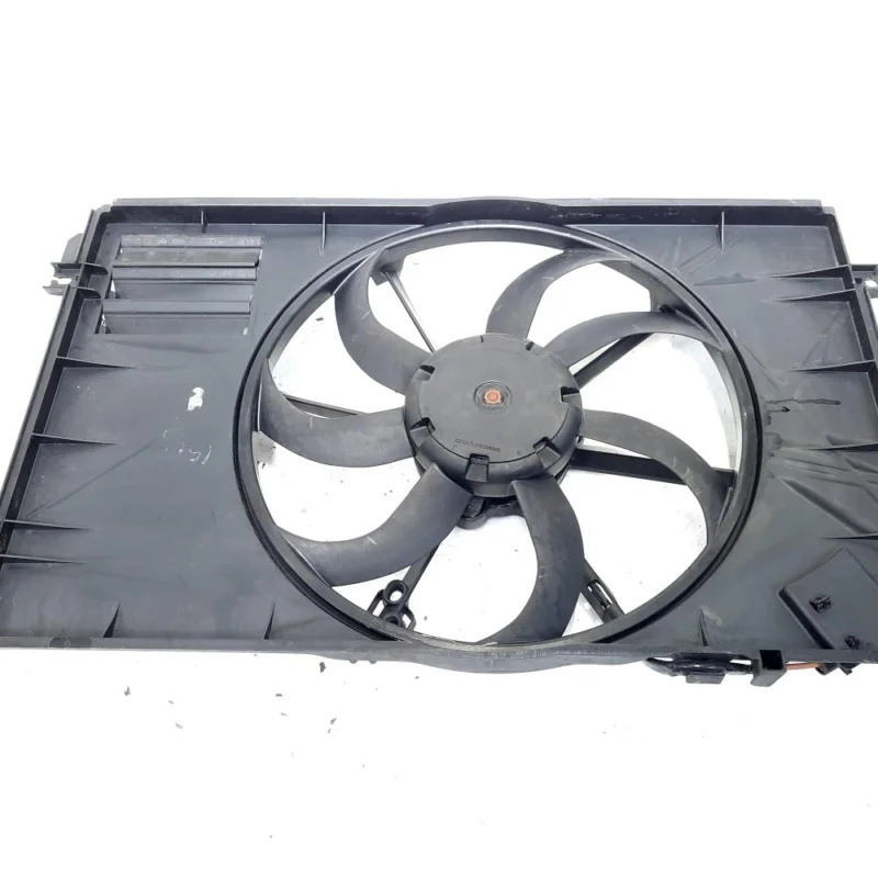 Reducere extra Electroventilator, cod 1K0121205AA, Skoda Octavia 2 Combi (1Z5), 1.9 TDI, BXE (idi:546098)