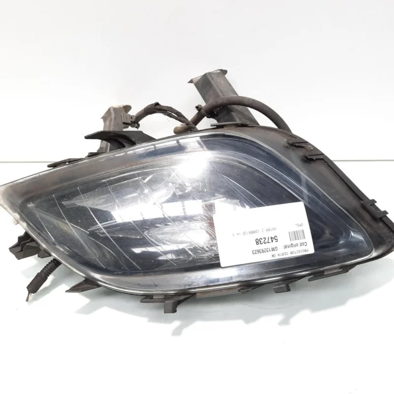 Super ofertă Proiector ceata dreapta, cod GM13293623, Opel Astra J GTC (idi:547238)