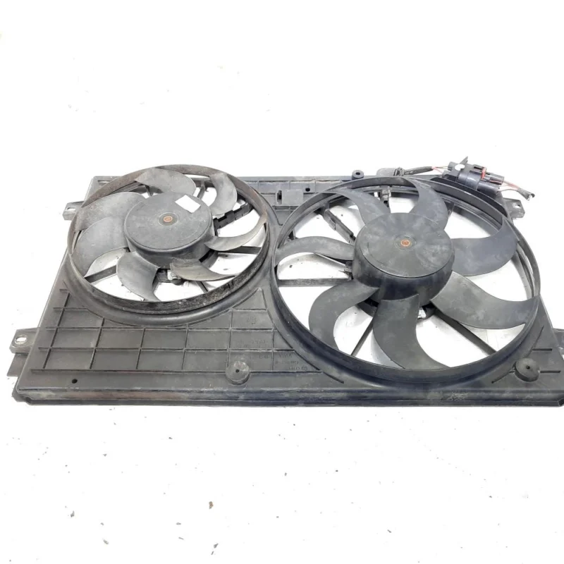Nu rata Grup electroventilatoare, cod 1K0121207T, VW Golf 5 Variant (1K5), 1.4 TSI, CAX (idi:545675)