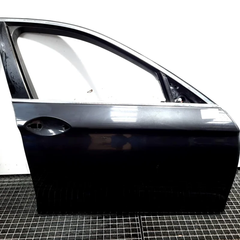 Vezi acum Usa dreapta fata, Bmw 5 (F10) (id:549566)