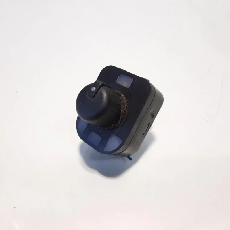 Reduceri Buton reglaj oglinzi cu rabatare electrica, cod 8E0959565A, Audi A4 Avant (8ED, B7) (id:548104)
