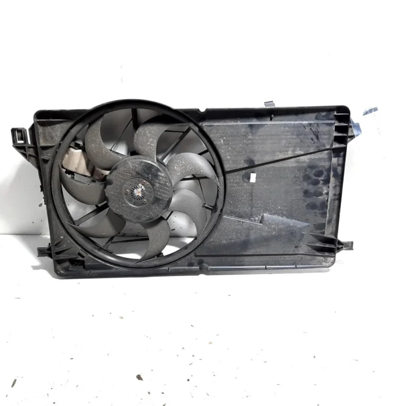 Preț promoțional Electroventilator cu releu, cod 3M5H-8C607-RJ, Ford C-Max 1, 1.6 TDCI, G8DA (idi:545441)