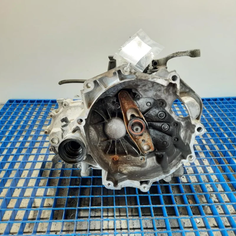 Cutie de viteza manuala, cod LVE, VW Polo sedan (9N), 1.2 benz, BZG, 5 vit man (pr:110747) Preferatul clienților