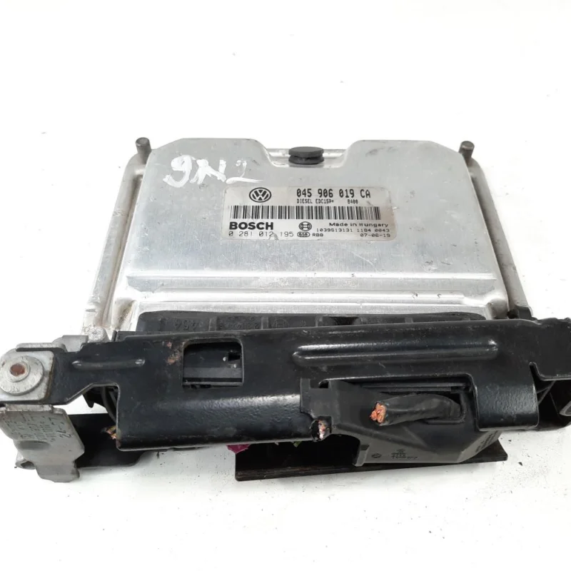 Calculator motor, cod 045906019CA, 0281012195, VW Polo (9N), 1.4 TDI, BNV (id:538574) Cel mai vândut
