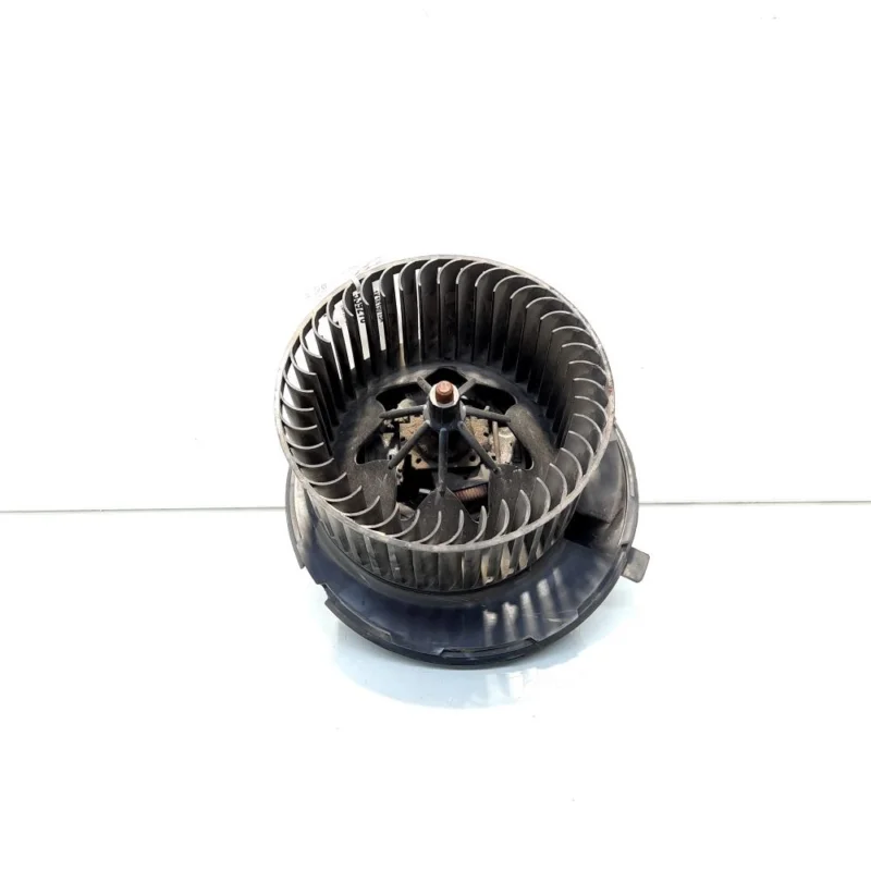 Cumpără online Ventilator bord, cod 1K1819015A, Skoda Octavia 2 Combi (1Z5) (id:539270)
