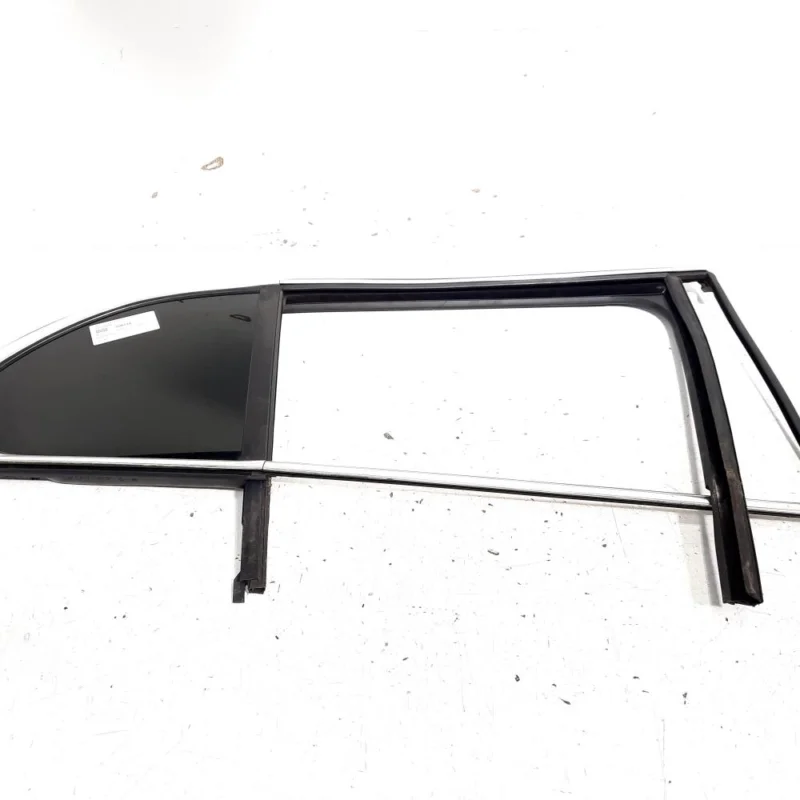 Geam fix dreapta spate, Skoda Superb II (3T4) (id:538244) Livrare expres