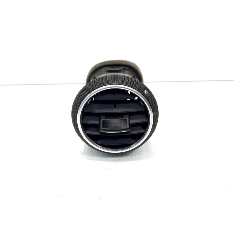 Ofertă de sezon Grila aer bord dreapta, cod 8P0820901A, Audi A3 (8P1) (id:532926)