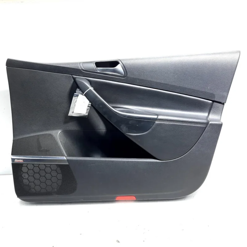 Tapiterie dreapta fata cu perdeluta, Vw Passat Variant (3C5) (id:533041) Lichidare de stoc