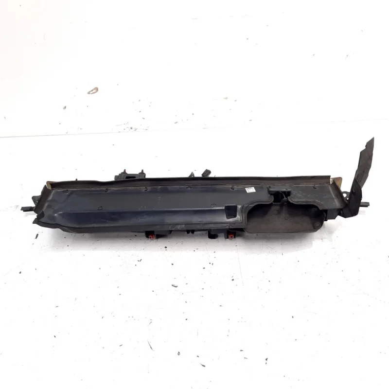 Capac panou frontal, Opel Astra J Sedan (idi:528122) Plată securizată