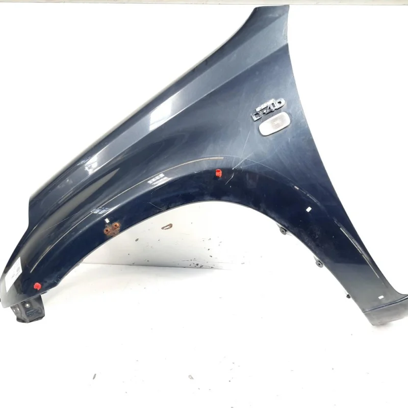 Disponibil imediat Aripa stanga fata, Toyota Rav 4 II (CLA2, XA2, ZCA2, ACA2) (id:529622)