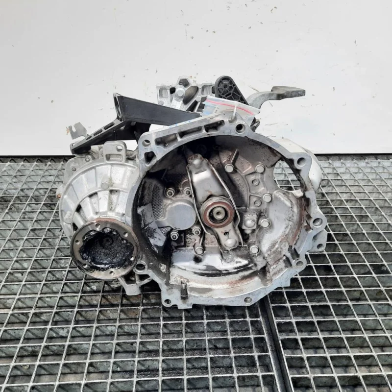 Bestseller Cutie viteza manuala, cod JCR, Audi A3 Sportback (8PA), 1.9 TDI, BXE, 5 vit man (pr:110747)