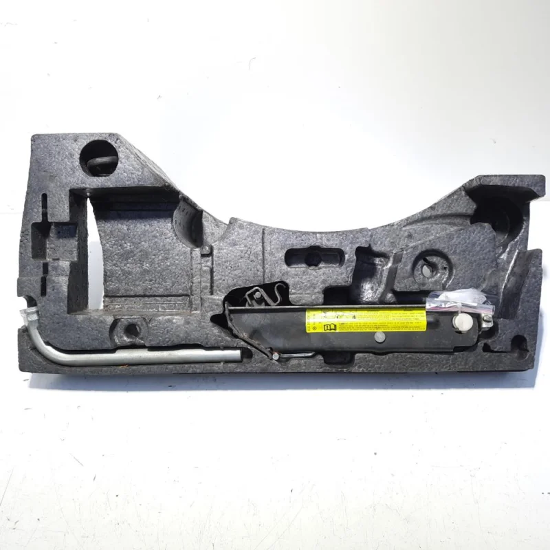 Spuma cu cric si cheie, Vw Passat (3C2) (idi:500975) Cumpără acum