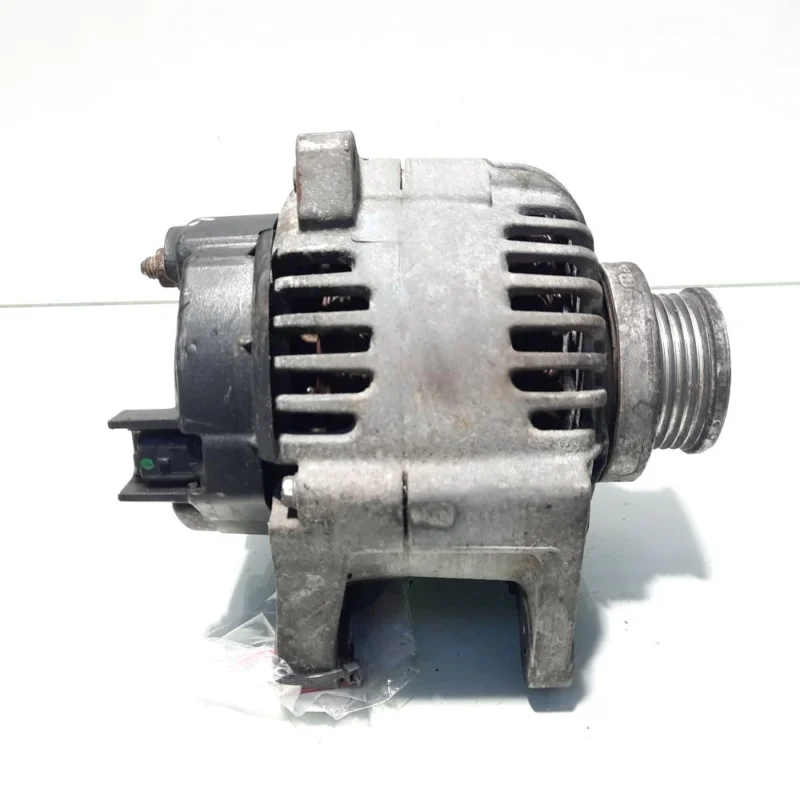 Alternator 110A Valeo, cod 8200100907, Renault Megane 2 Coupe-Cabriolet, 1.6 benz, K4M788 (pr:110747) Ofertă exclusivă