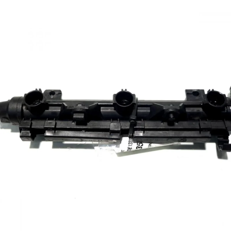 Discount Rampa injectoare, cod 03E133320, Skoda Fabia 1 Combi (6Y5), 1.2 benz, AQZ (idi:513549)