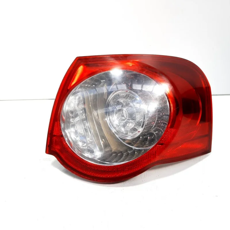 Stop dreapta aripa, Vw Passat Variant (3C5) (id:523239) Ofertă de sezon