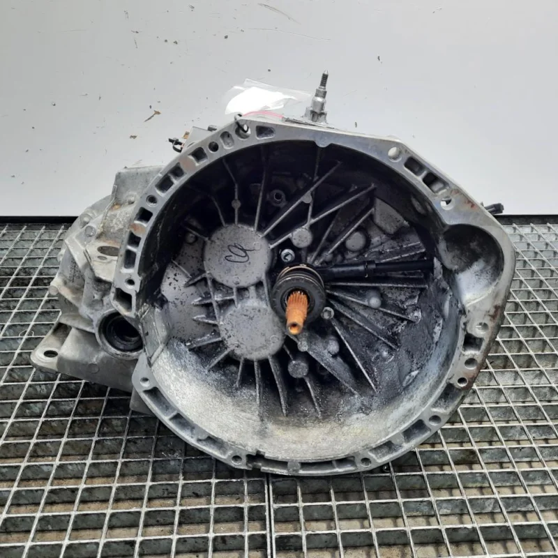 Cutie de viteza manuala, cod 8201000372, Renault Laguna 3, 2.0 DCI, M9R802, 6 vit man (pr:110747) Promoție