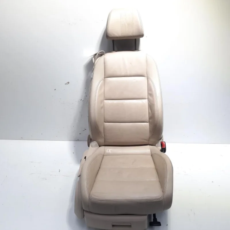 Promoție Scaun dreapta cu reglaj electric, Vw Eos (1F7, 1F8) (id:514215)