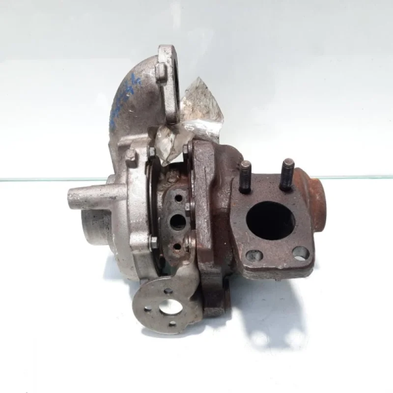 Reducere specială Turbosuflanta, cod AV6J-6K682-AA, Ford Focus 3 Sedan, 1.6 TDCI, T1DB (idi:443748)