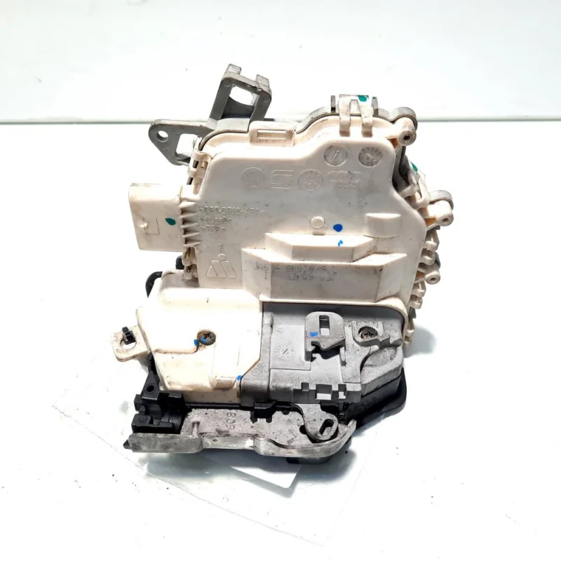 Vezi acum Broasca stanga spate, cod 8K0839015C, Audi A4 Avant (8K5, B8) (id:512402)