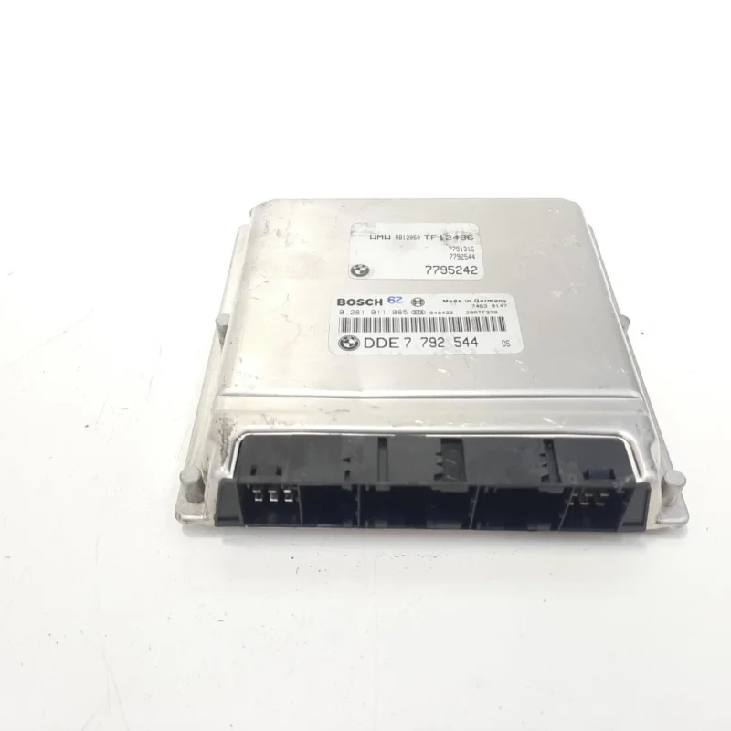 Reducere de preț Calculator motor, cod 7792544, 0281011085, Toyota Yaris (P1) 1.4 D, 1ND (idi:483369)