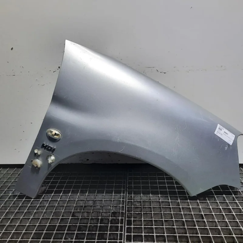 Preț promoțional Aripa dreapta fata,Peugeot Partner (I) Combispace (id:329521)