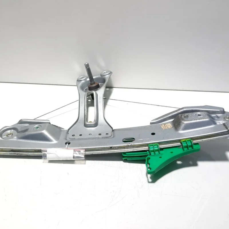 Disponibil imediat Macara manuala stanga spate, cod GM13260131, Opel Astra J (id:502842)