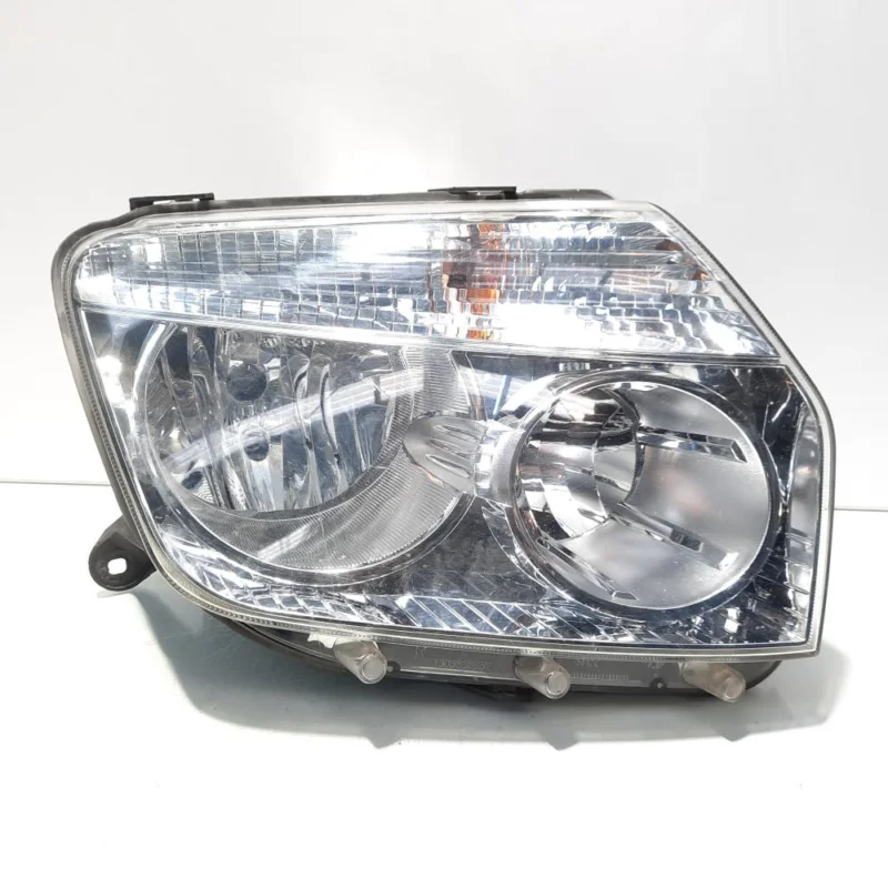 Far dreapta, Dacia Duster (pr:110747) Cel mai vândut