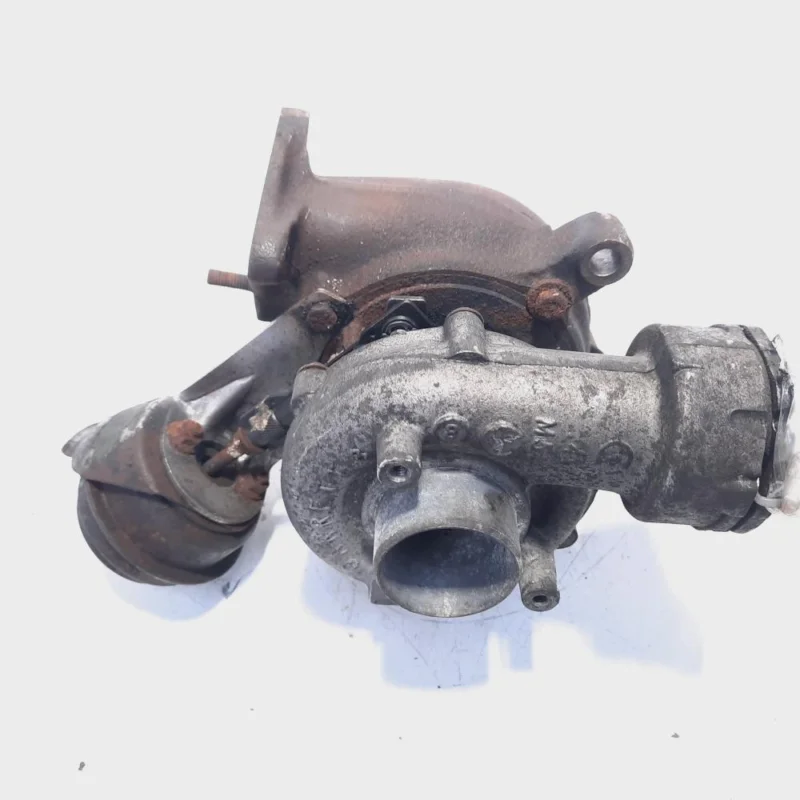 Reducere specială Turbosuflanta, cod 038145702G, Audi A4 (8E2, B6), 1.9 TDI, AVF (pr:477125)