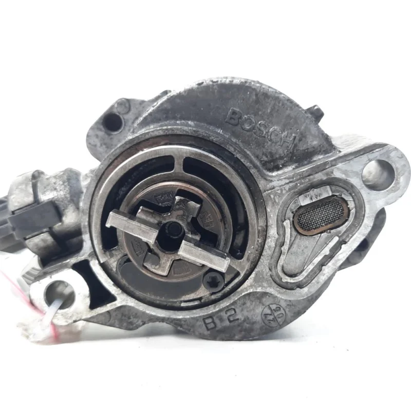 Pompa vacuum Bosch, cod D156-2B, Peugeot 407 Coupe, 1.6 HDI, 9HZ (idi:490743) Disponibil imediat
