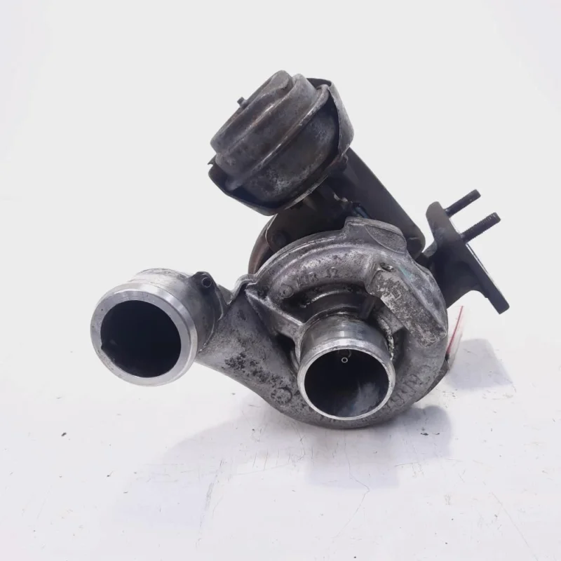 Turbosuflanta, cod 55191934, Alfa Romeo GT (937) 1.9 JTDM, 937A5000 (id:494944) Lichidare de stoc