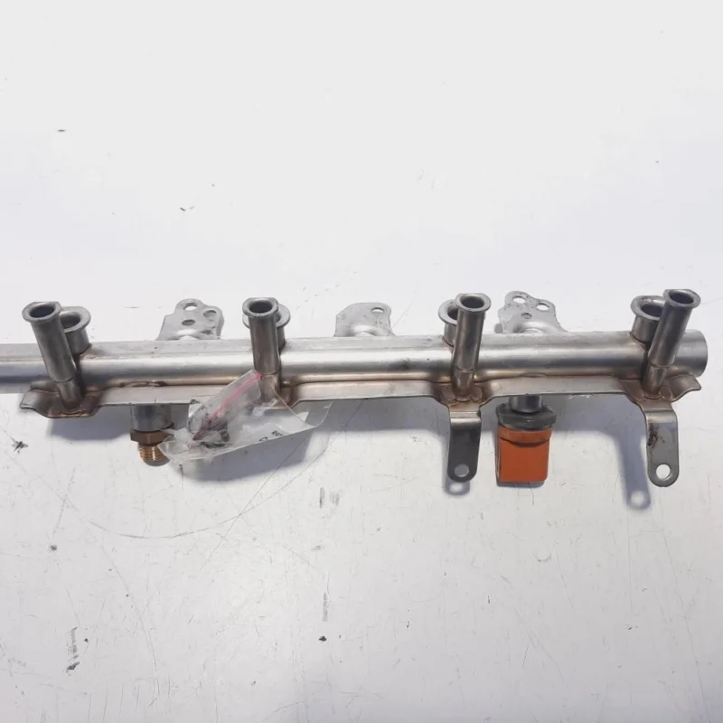 Reducere extra Rampa injectoare cu senzor, cod 06J133317AB, Audi A5 Cabriolet (8F7), 1.8 TFSI, CDHB (idi:494483)