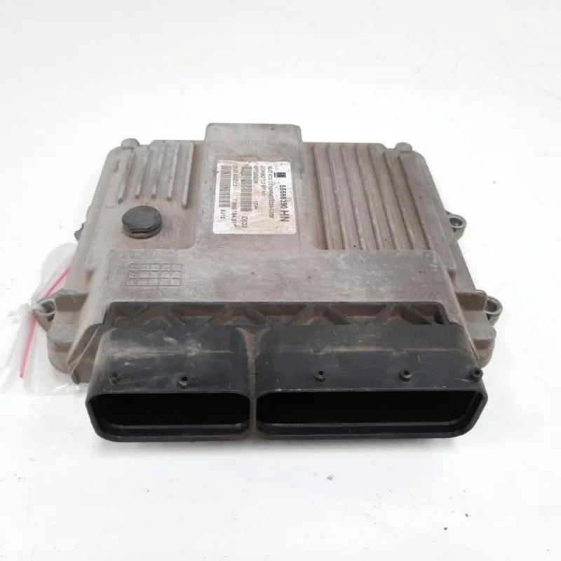 Reducere specială Calculator motor, cod GM55566390, Opel Agila (B) (H08), 1.3 CDTI , Z13DTJ (idi:491949)