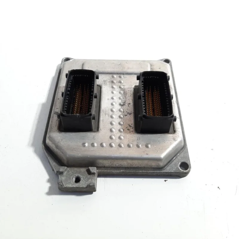 Cumpărături sigure Calculator motor, cod GM55564081, Opel Vectra C Combi, 1.8 benz, Z18XER (idi:492034)