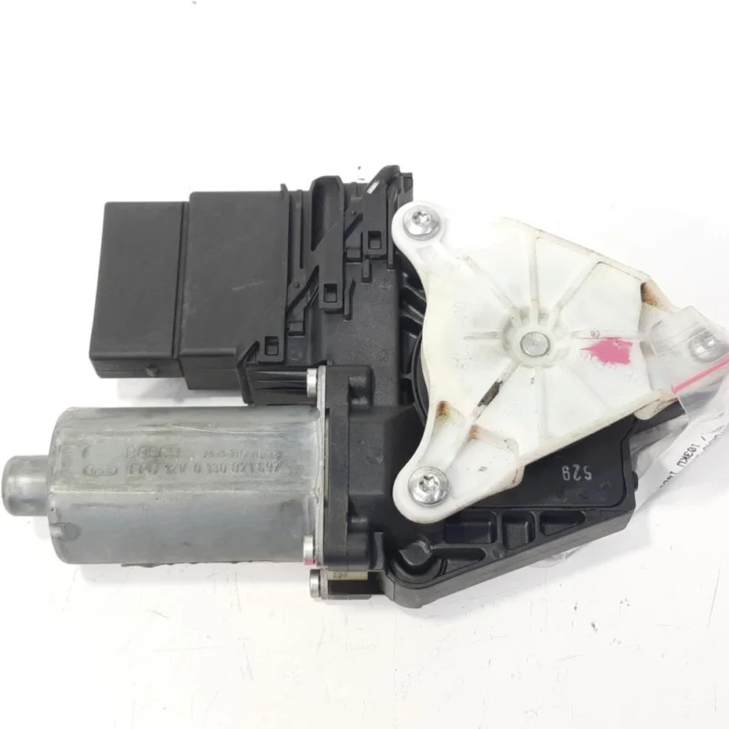 Vezi acum Motoras macara stanga spate, cod 3U0959811, Skoda Superb I (3U4) (id:490647)