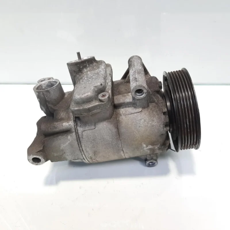 Compresor clima Delphi, cod 5N0820803E, Audi A3 Sportback (8PA), 1.6 TDI, CAY (pr:110747) Ultima șansă
