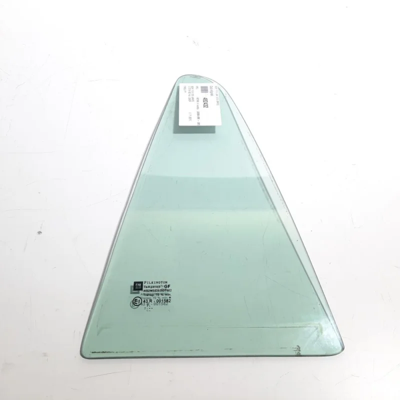 Geam fix stanga spate, Opel Astra H Combi (id:482432) Nu rata