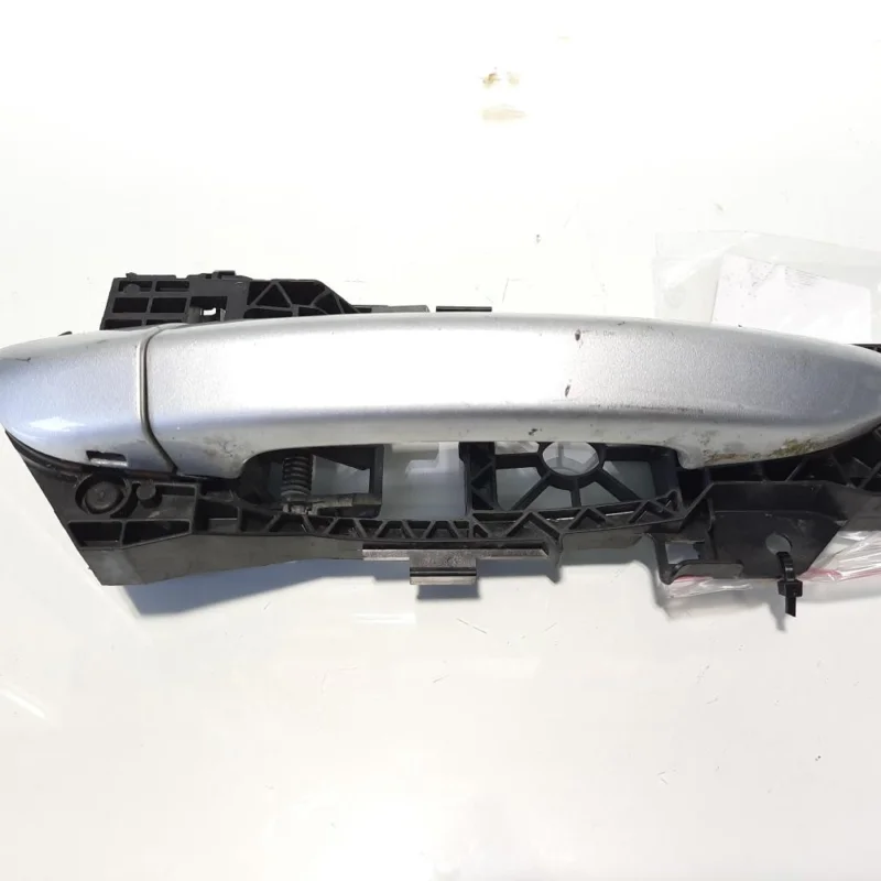 Maner dreapta fata, cod 3C0837886J, Vw Passat (3C2) (id:479897) Chilipir