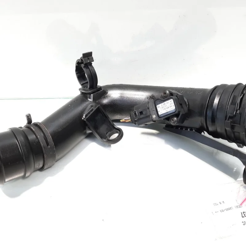 Ofertă limitată Tub intercooler cu senzor, cod 3C0145770C, Audi A3 Sportback (8PA) 2.0 TDI, BMN (idi:476937)