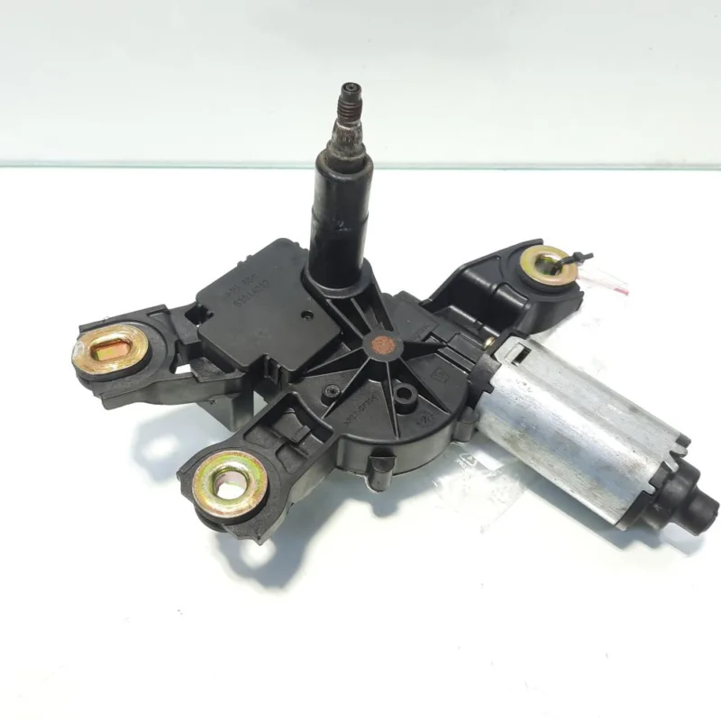 Motoras stergator haion, cod 3C9955711, VW Passat Variant (3C5) (id:475724) Calitate înaltă