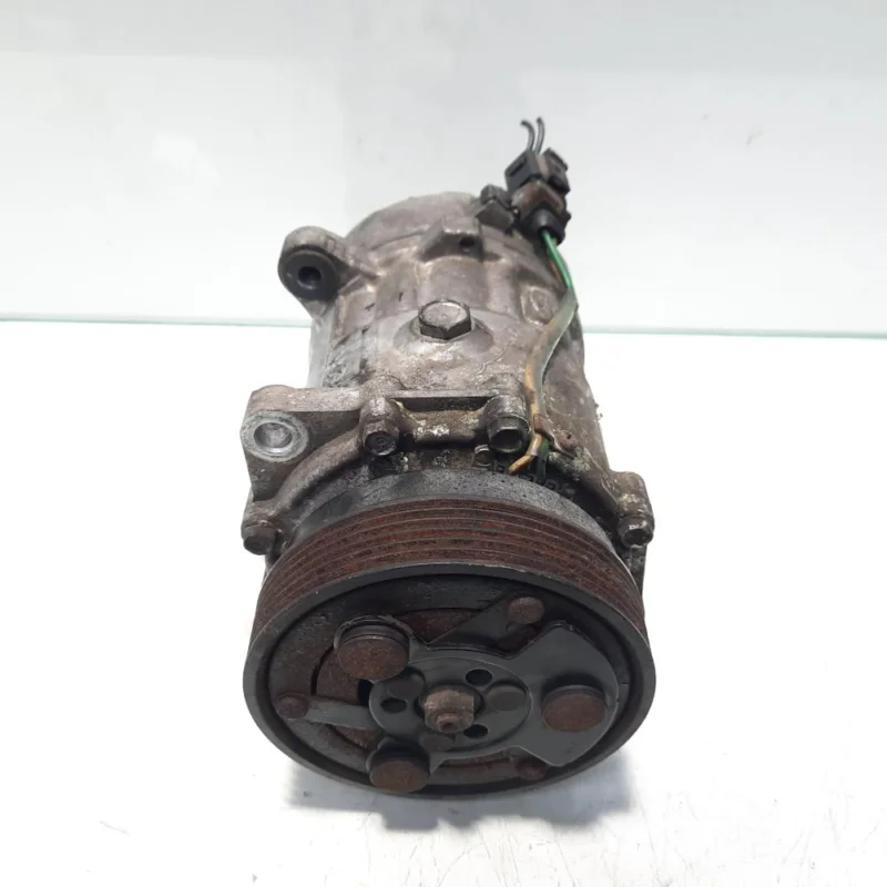 Ieftin Compresor clima, cod 1J0820803K, Audi A3 (8L1) 1.9 TDI, AXR (idi:472052)