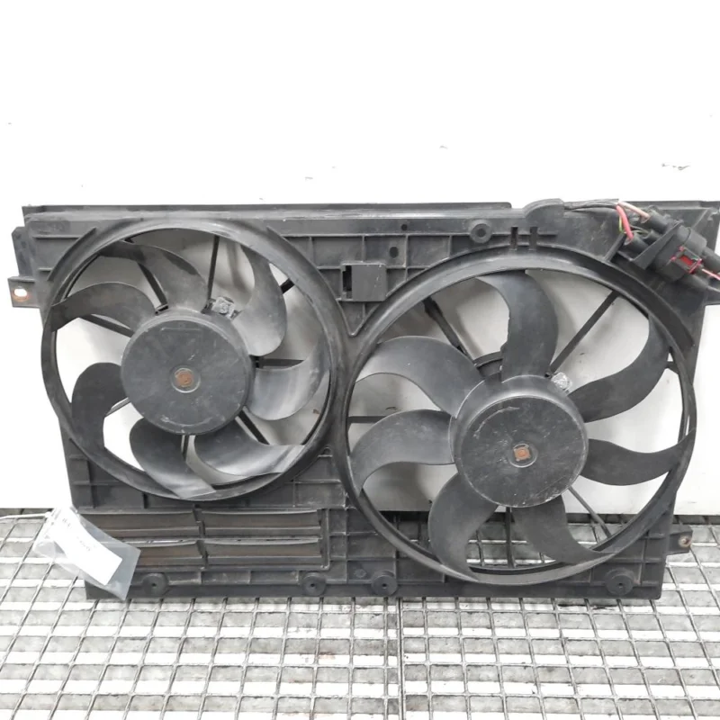 Vezi acum Grup electroventilatoare cod 1K0121207BC, VW Tiguan (5N)2.0 tdi, CBA (idi:456039)