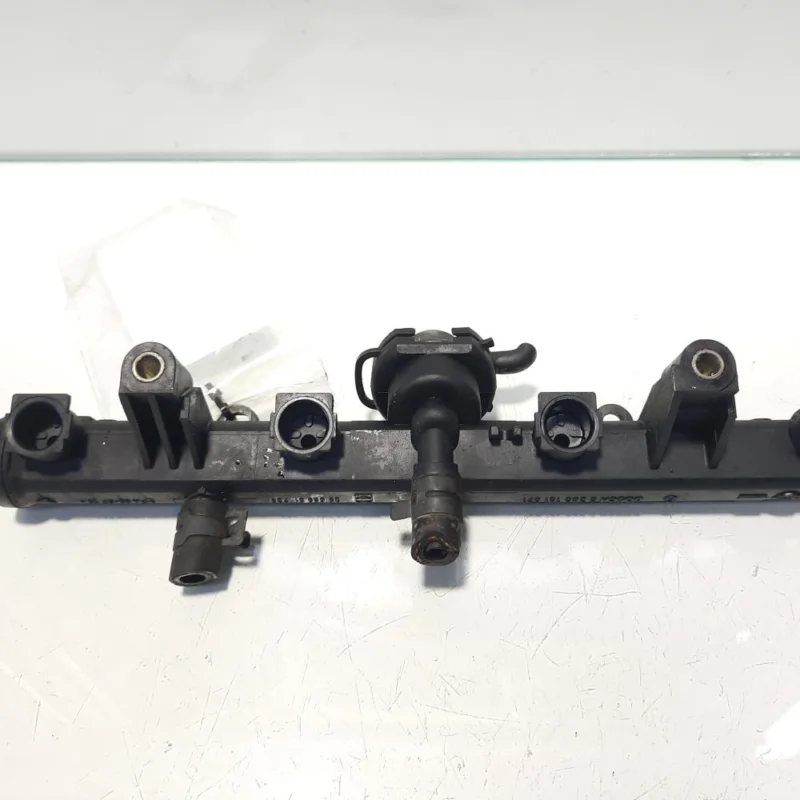 Livrare expres Rampa injectoare, cod 030133319AA, Seat Inca (6K9) 1.4 mpi, AUD (idi:458340)