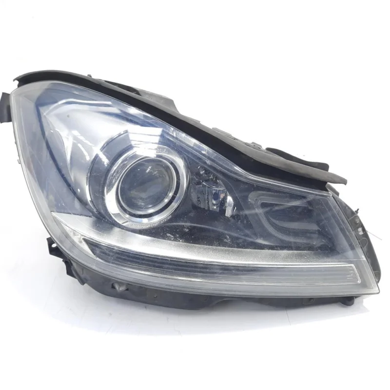 Far dreapta cu led, lupa si xenon, cod A2048203639, Mercedes Clasa C (W204), vol pe st (idi:468772) Nu rata
